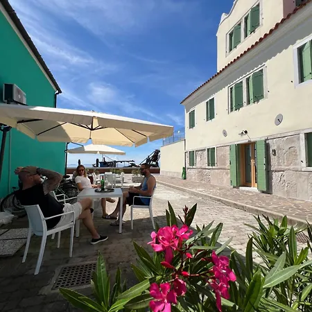 Fronte Laguna Ca'nonica *